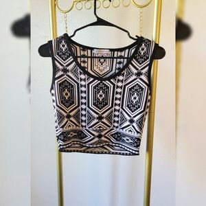 Boutique Knit Vest With Aztec Pattern. Size Small in Black & White